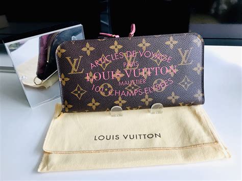 louis vuitton articles de voyage wallet